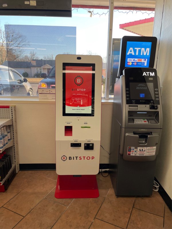 Bitcoin ATM in Duncan Everest Corner 2