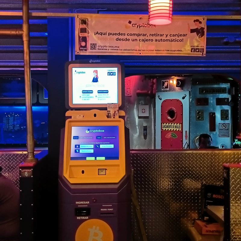 Bitcoin ATM in Mexico City El Submarino