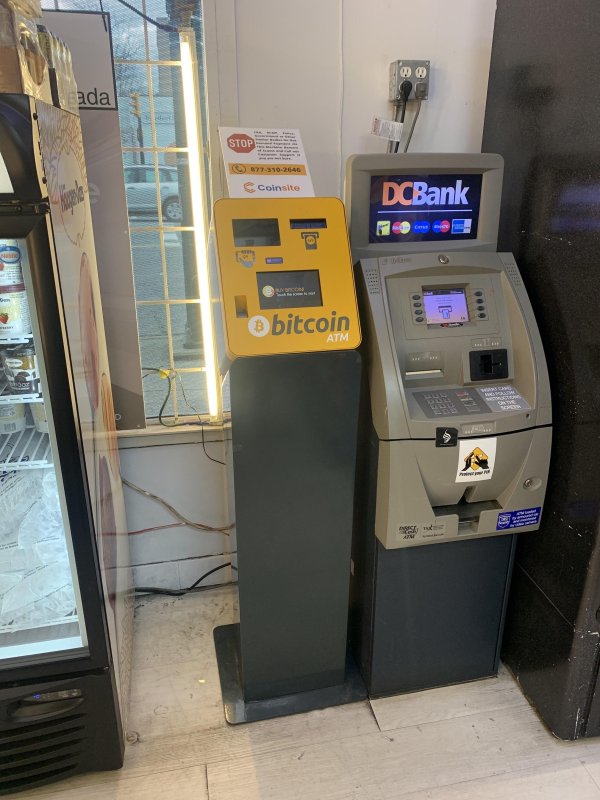 Bitcoin ATM in Vancouver Shoprite Smoke Shop Ltd
