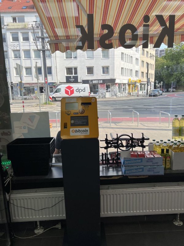 Bitcoin ATM in Hannover Goetheplatz Markt & Kiosk