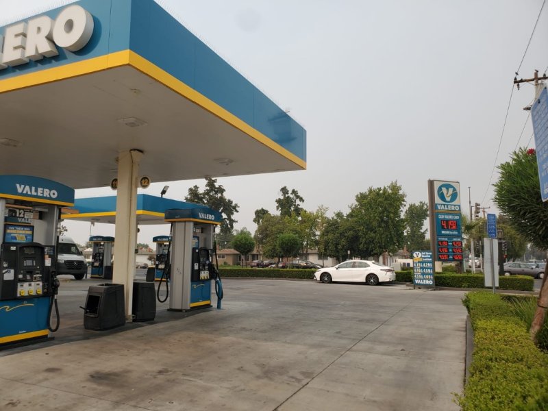 Bitcoin ATM in Fresno Valero Gas Station