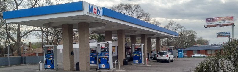 gas station open near me salenh