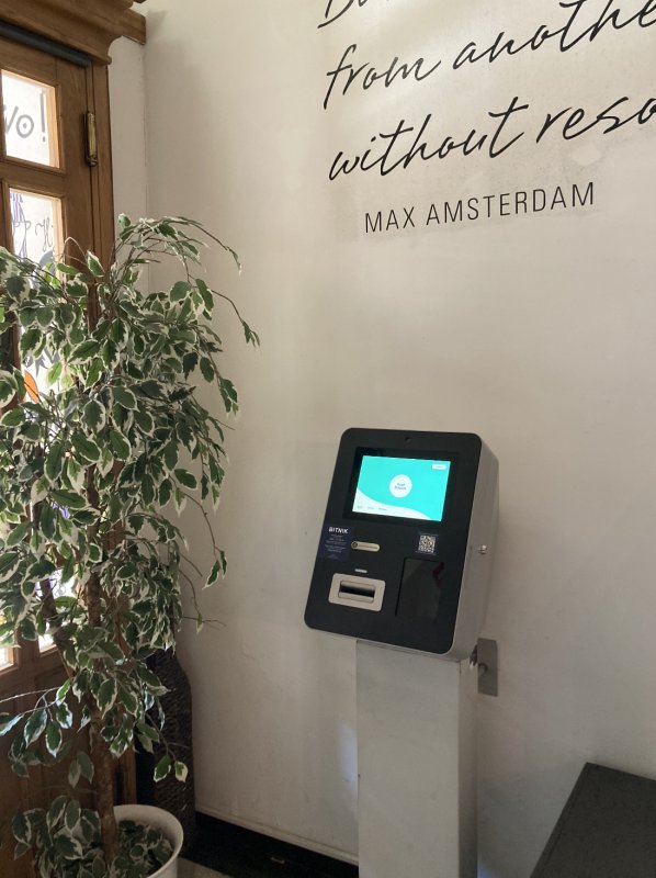 Prețul Bitcoin a scăzut. Și ce dacă?